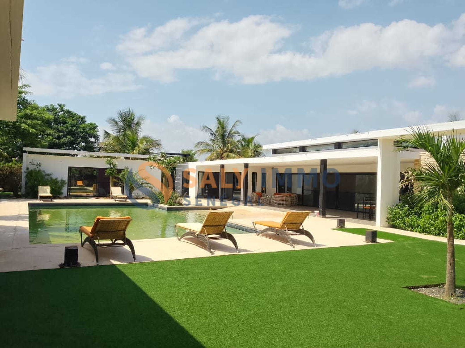Villa À louer à Nguérigne — réf. LGU523