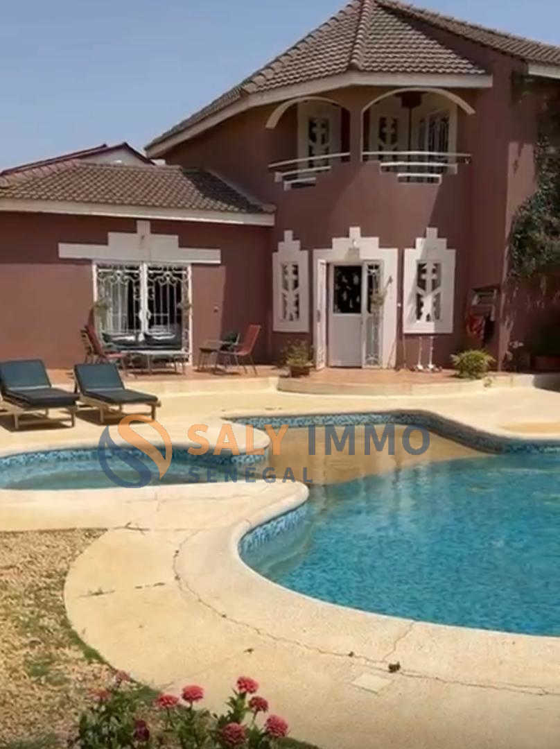 Villa À louer à Ngaparou — réf. LNG168