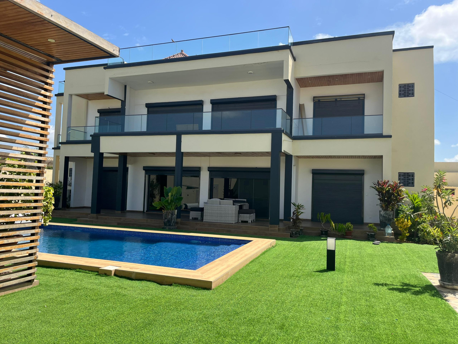 Villa À louer à Ngaparou — réf. LNG258