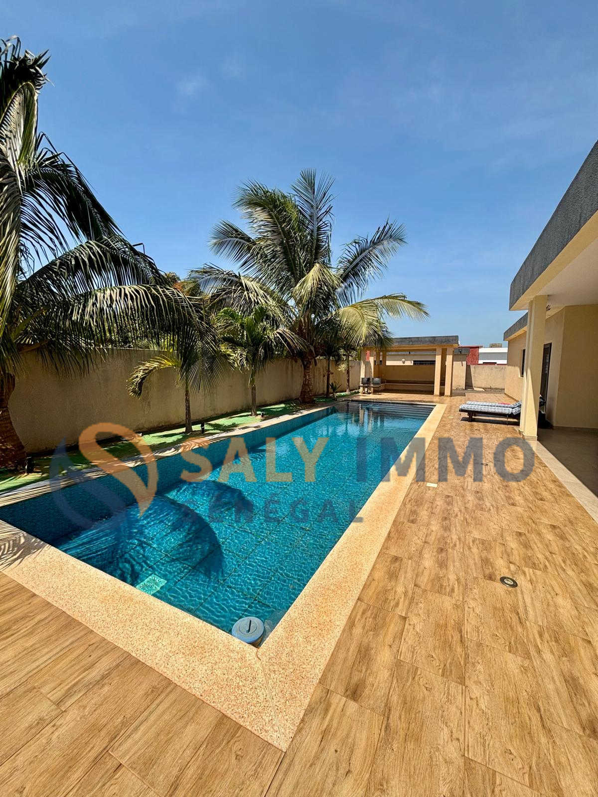 Villa À louer à Sénégal — réf. LNG505