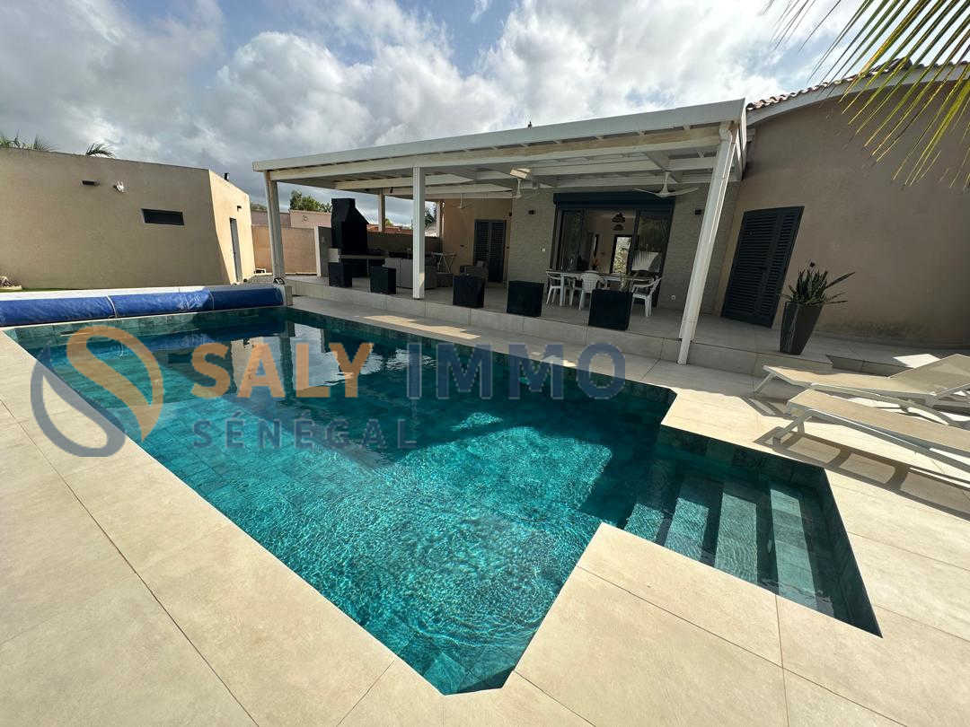 Villa À louer à Ngaparou — réf. LNG527