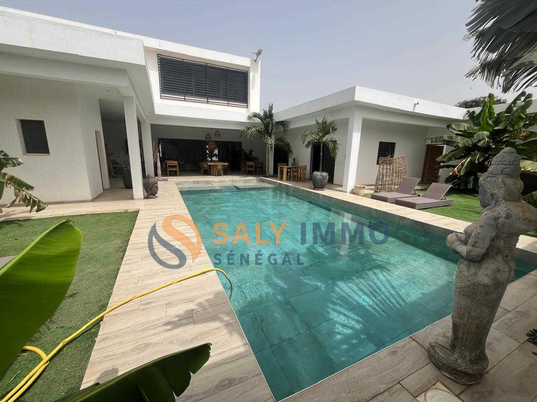 Villa À louer à Saly — réf. LSA161