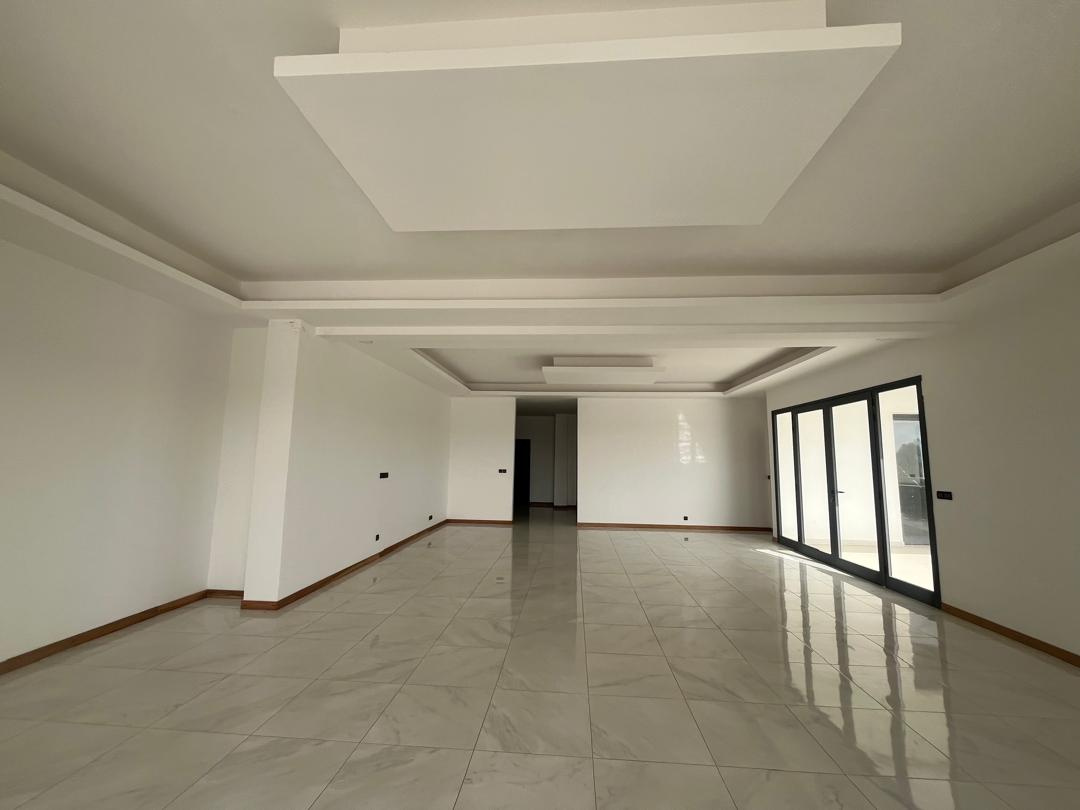 Appartement À louer à Saly — réf. LSA240