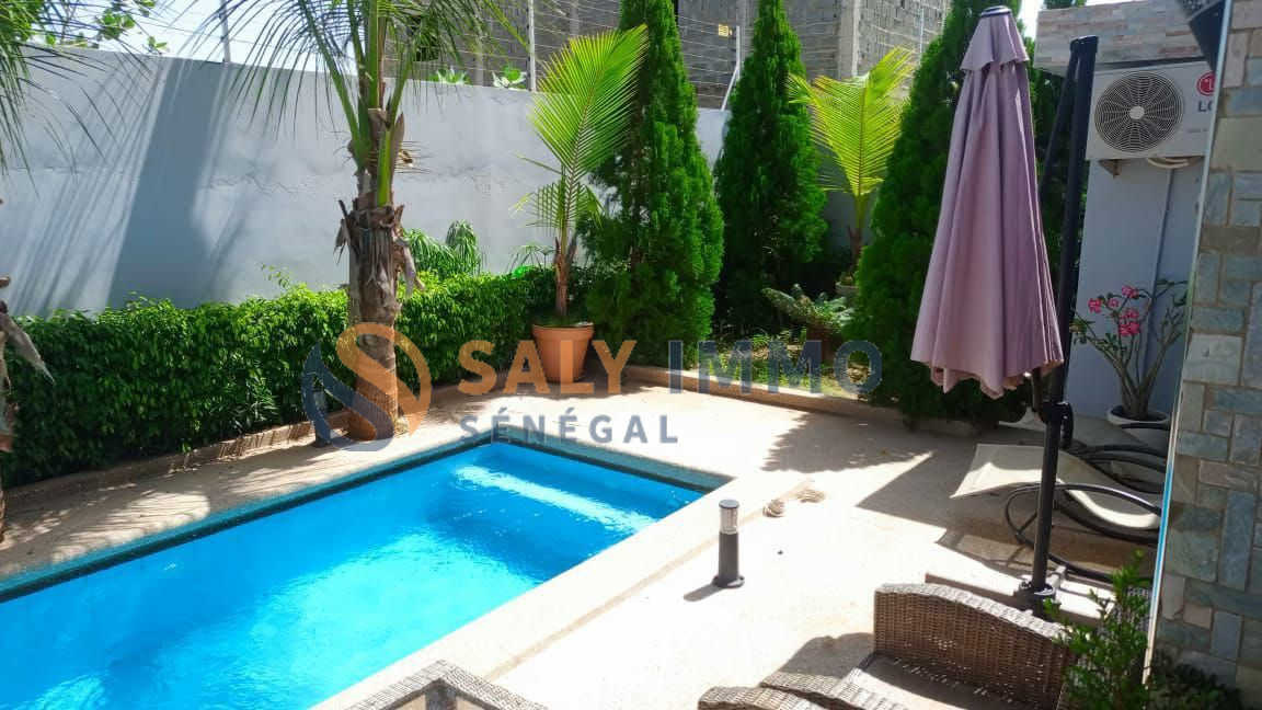 Villa À louer à Saly — réf. LSA342