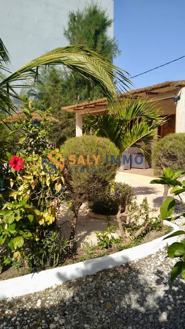 Villa À vendre à Dakar — réf. VLR053