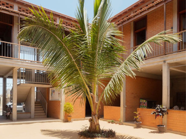 très belle villa à vendre sur la Petite Côte du Sénégal à Saly